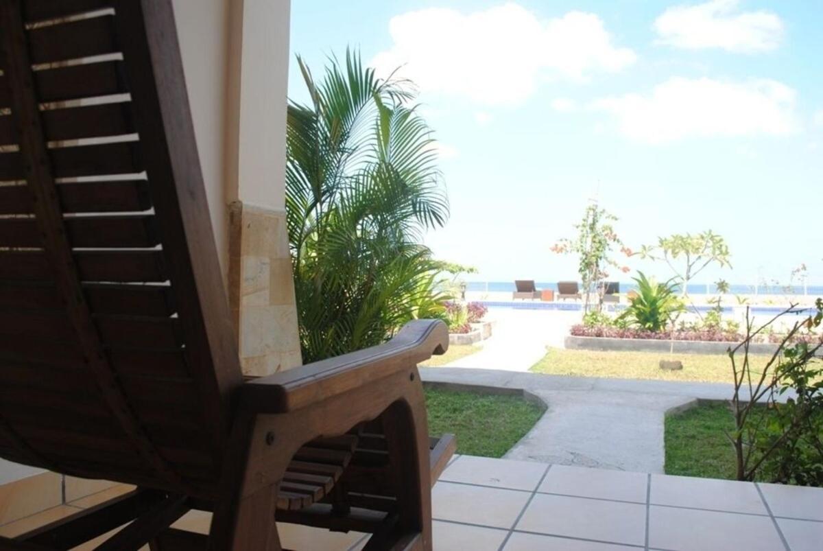 Lombok Beach Hotel Montongbuwoh Ngoại thất bức ảnh