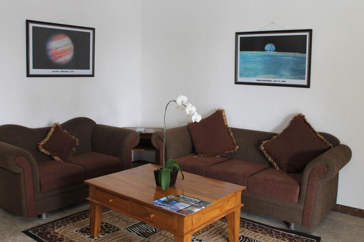 Lombok Beach Hotel Montongbuwoh Ngoại thất bức ảnh
