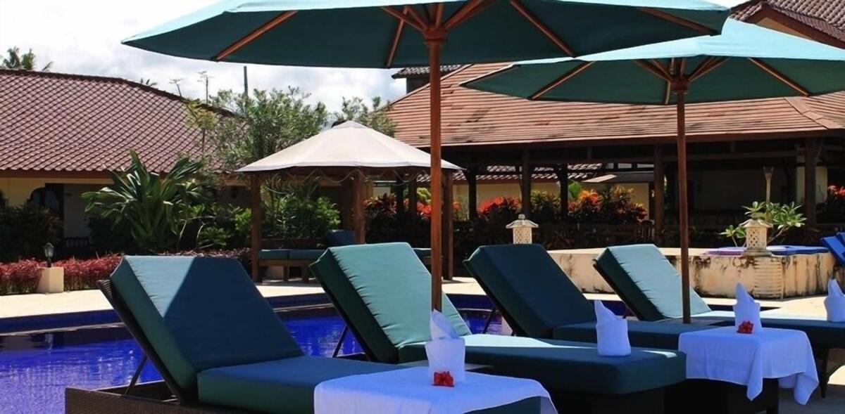 Lombok Beach Hotel Montongbuwoh Ngoại thất bức ảnh