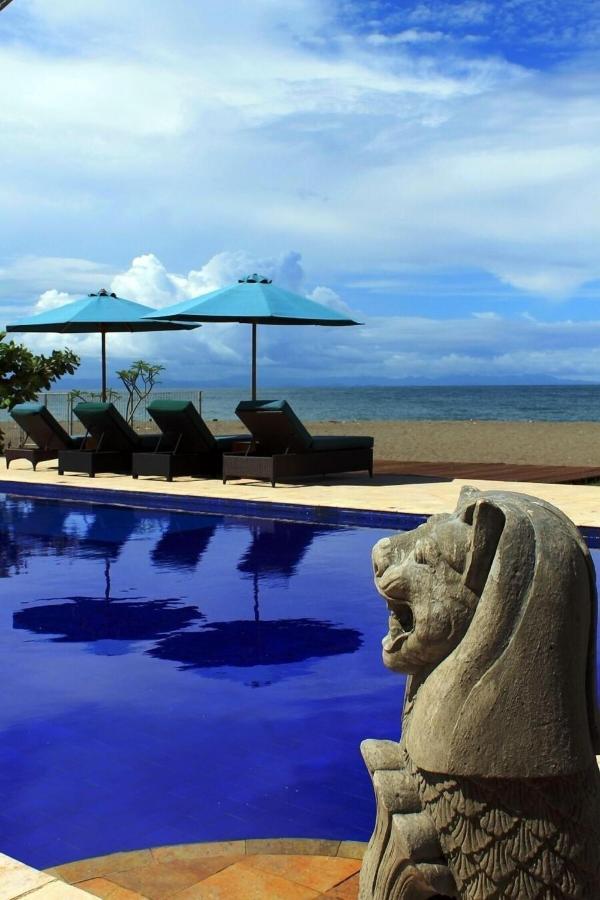 Lombok Beach Hotel Montongbuwoh Ngoại thất bức ảnh